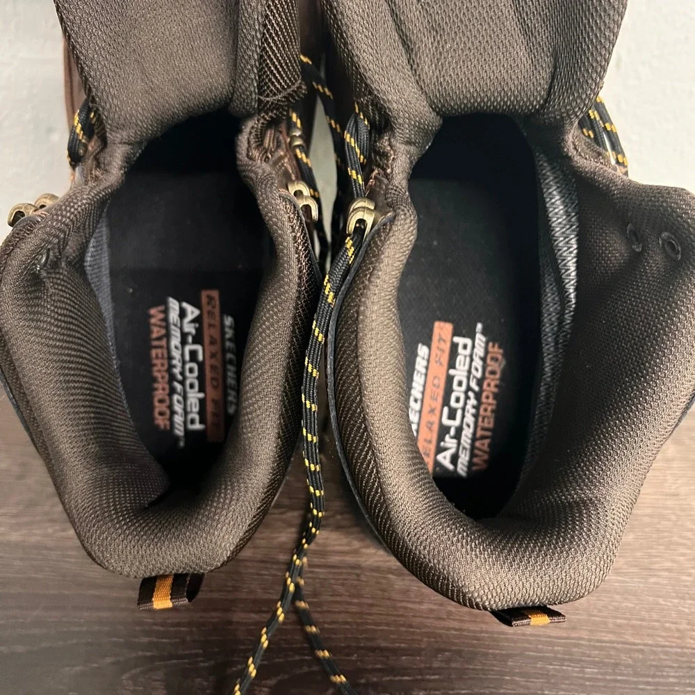 Skechers relaxed fit